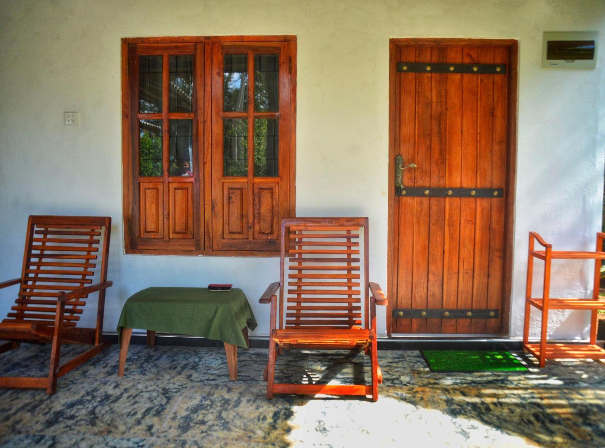Tropical Garden Homestay Pidurangala Сигирия Екстериор снимка